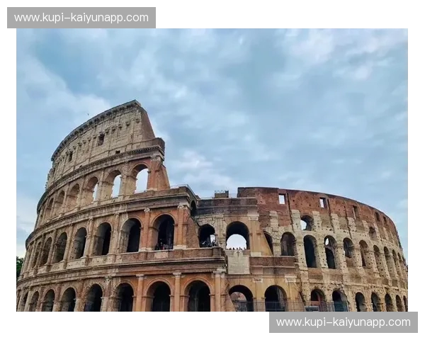 罗马vs：在永恒之城与流变时代之间，寻找你的终极美学